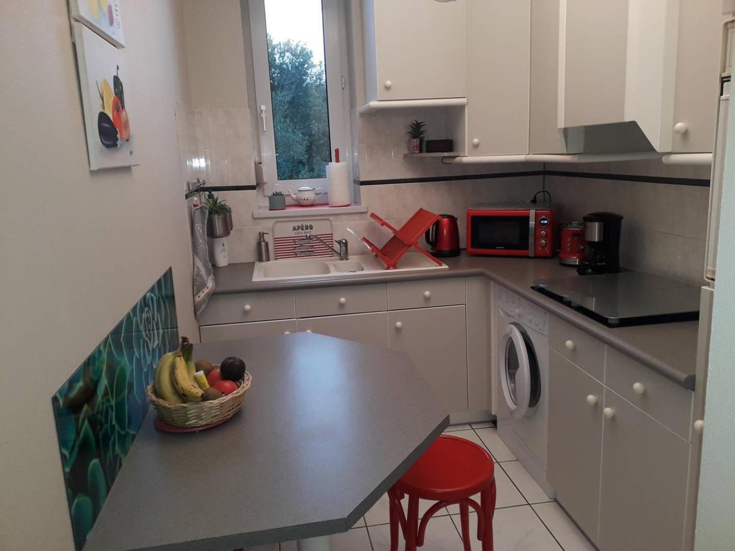 Bel Avec Wifi Gratuit, Proche De Trestraou - Réf 855 Perros-Guirec